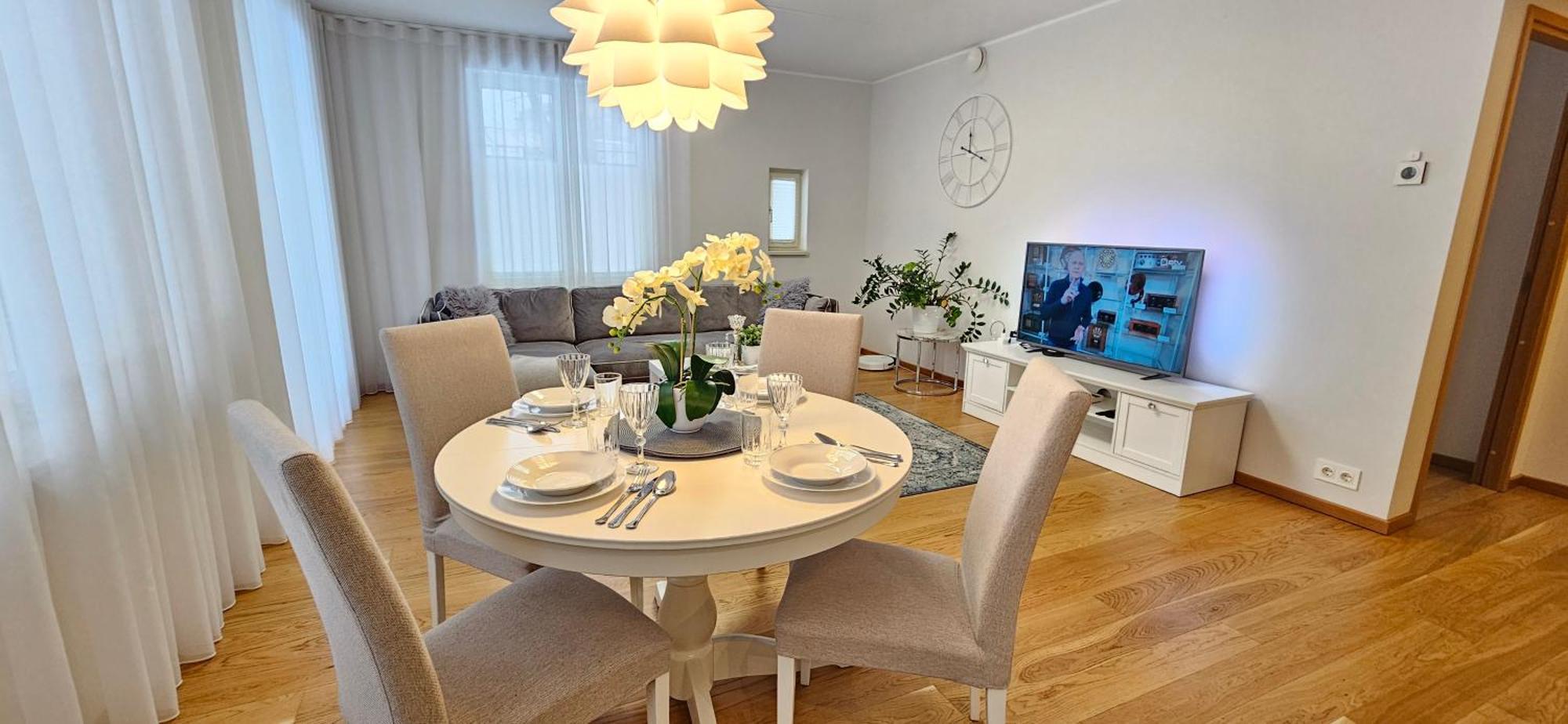 City Center Bright Home Tallinn Buitenkant foto